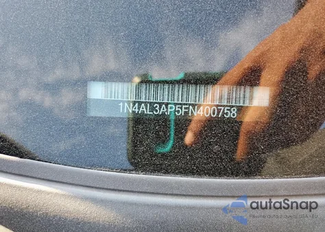 2015 Nissan Altima 2.5 из США, поврежденный, VIN 1N4AL3AP5FN400758